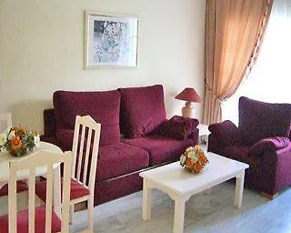 Apartamentos Pueblo Quinta Dos Torremolinos 0*,  España